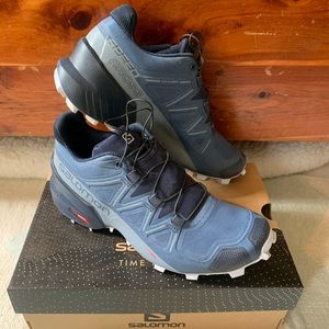Women’s Salomon Speedcross 5 - size 6